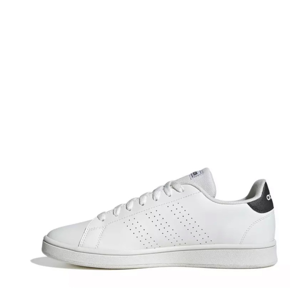 Adidas Advantage Sneakers